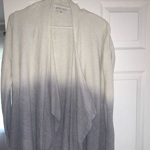 Barefoot dreams ombré cardigan in great condition